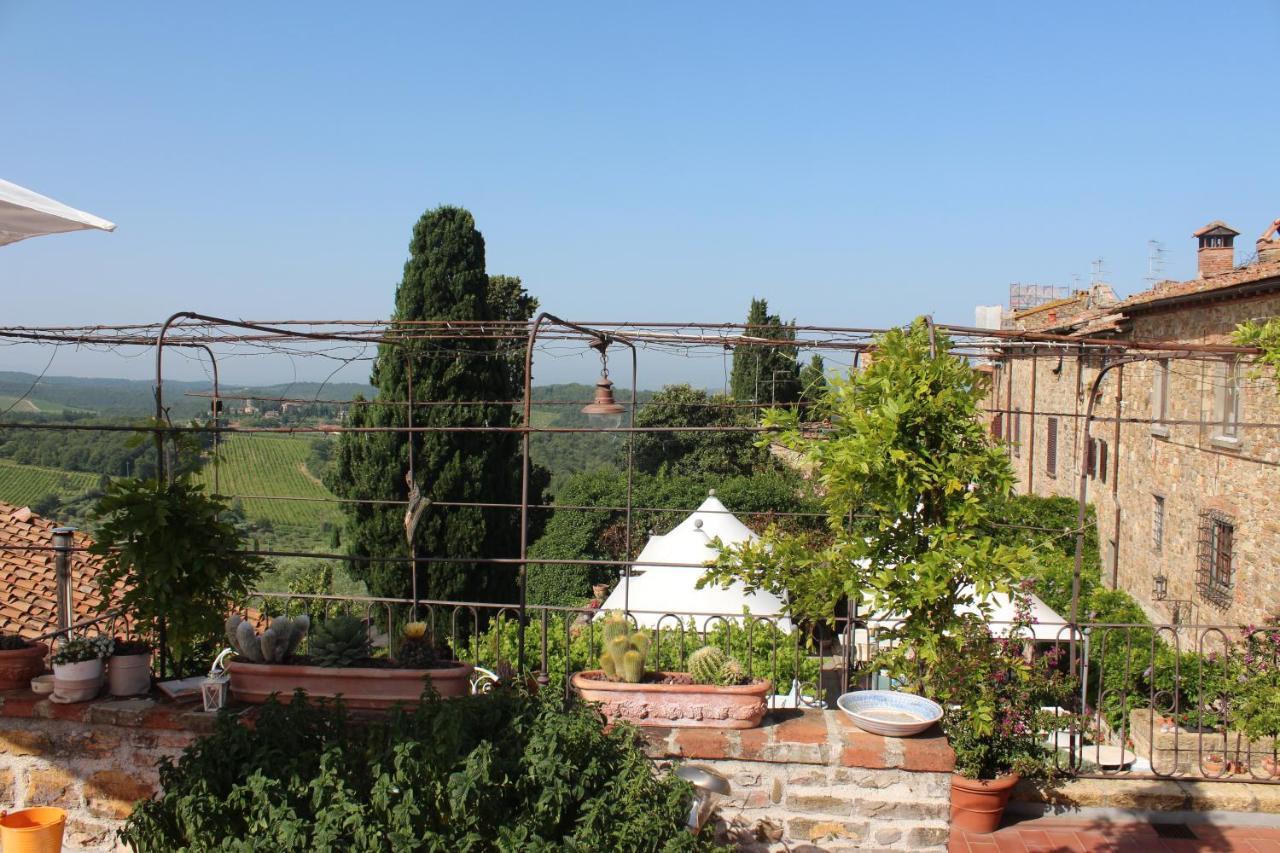 Le Terrazze Del Chianti B&B Residenza D'Epoca E Di Charme San Donato in Poggio Kültér fotó