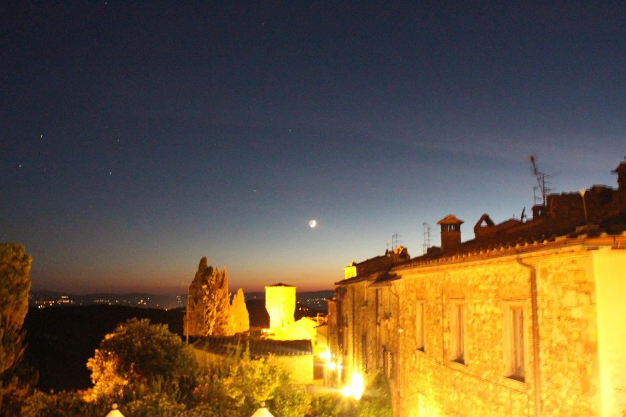 Le Terrazze Del Chianti B&B Residenza D'Epoca E Di Charme San Donato in Poggio Kültér fotó